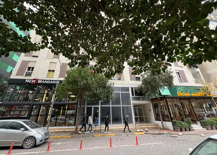 Old Train Station Тирана